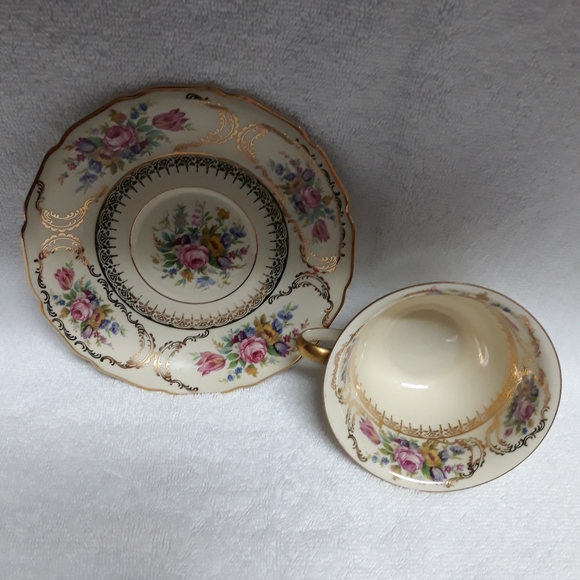 Rosenthal Continental Ivory cup and saucer - Picture 7 of 10